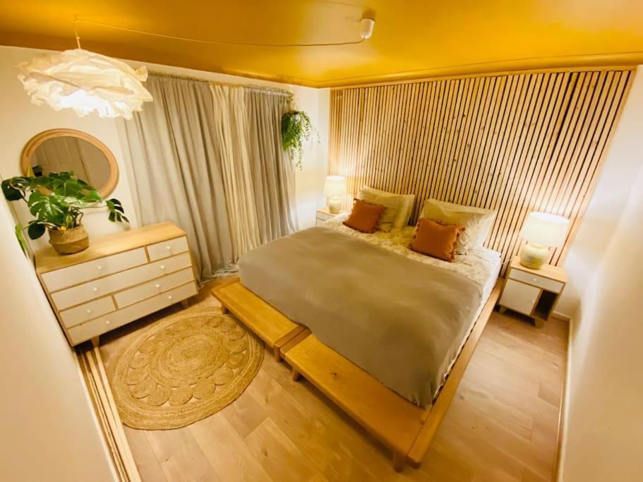 The Barefoot Bungalow In Picturesque Престатин Экстерьер фото